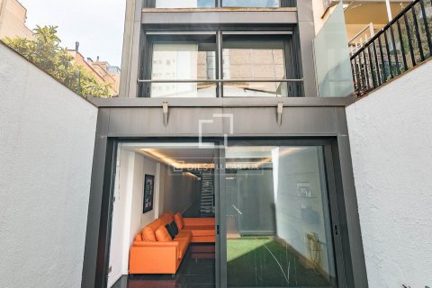 4 bedrooms villa for sale in Barcelona, Catalonia, Spain № 8829 - photo 16