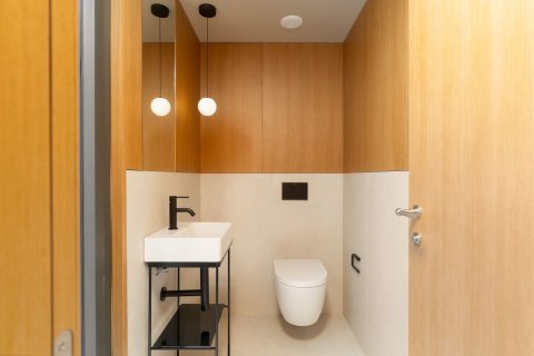 Купить квартиру в Барселона, Испания с 5 комнат, 201м², № 6325 - фото 11