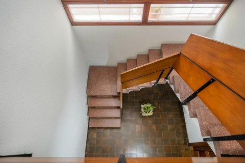 Сasa de 12 dormitorios en venta en Castelldefels, Barcelona, Cataluña, Spain № 6215 - foto 21
