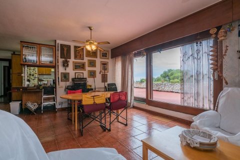 Сasa de 12 dormitorios en venta en Castelldefels, Barcelona, Cataluña, Spain № 6215 - foto 22