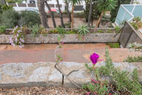 Сasa de 12 dormitorios en venta en Castelldefels, Barcelona, Cataluña, Spain № 6215 - foto 17