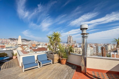 Apartamento de 5 dormitorios en venta en Barcelona, Cataluña, Spain № 6212 - foto 12