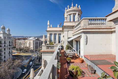 Apartamento de 5 dormitorios en venta en Barcelona, Cataluña, Spain № 6212 - foto 25