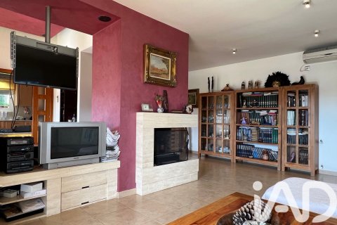 Сasa de 4 dormitorios en venta en Sabadell, Barcelona, Cataluña, Spain № 8402 - foto 27
