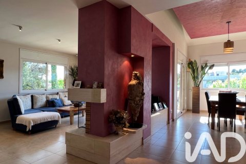 Сasa de 4 dormitorios en venta en Sabadell, Barcelona, Cataluña, Spain № 8402 - foto 23