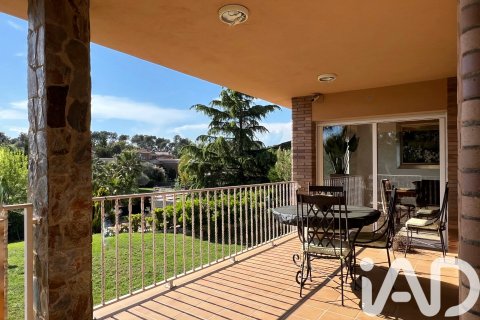 Сasa de 4 dormitorios en venta en Sabadell, Barcelona, Cataluña, Spain № 8402 - foto 30