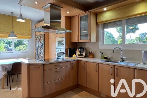Сasa de 4 dormitorios en venta en Sabadell, Barcelona, Cataluña, Spain № 8402 - foto 17