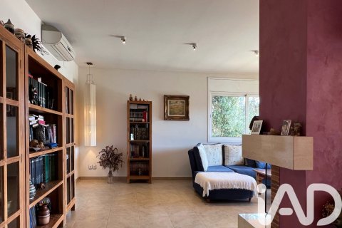 Сasa de 4 dormitorios en venta en Sabadell, Barcelona, Cataluña, Spain № 8402 - foto 24
