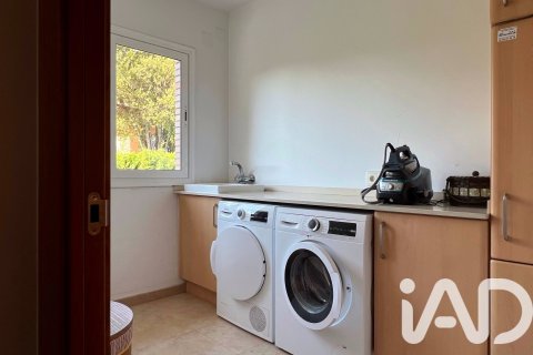 Сasa de 4 dormitorios en venta en Sabadell, Barcelona, Cataluña, Spain № 8402 - foto 16