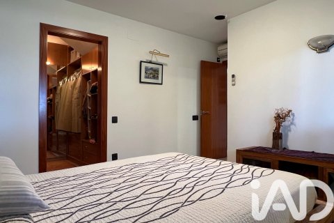 Сasa de 4 dormitorios en venta en Sabadell, Barcelona, Cataluña, Spain № 8402 - foto 9