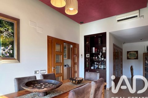 Сasa de 4 dormitorios en venta en Sabadell, Barcelona, Cataluña, Spain № 8402 - foto 20