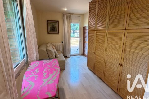 Сasa de 7 dormitorios en venta en Sant Cugat del Vallès, Barcelona, Cataluña, Spain № 8400 - foto 10