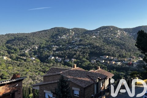 Сasa de 4 dormitorios en venta en Sant Fost de Campsentelles, Barcelona, Cataluña, Spain № 8398 - foto 3