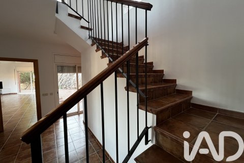 Сasa de 4 dormitorios en venta en Sant Fost de Campsentelles, Barcelona, Cataluña, Spain № 8398 - foto 16