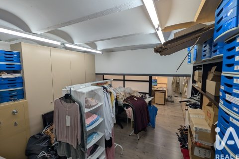 Propiedad comercial de 100 m² en venta en Barcelona, Cataluña, Spain № 8401 - foto 11