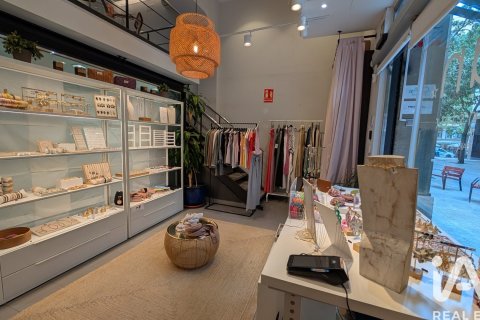 Propiedad comercial de 100 m² en venta en Barcelona, Cataluña, Spain № 8401 - foto 21
