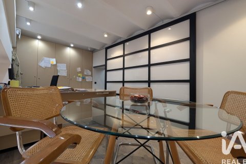 Propiedad comercial de 100 m² en venta en Barcelona, Cataluña, Spain № 8401 - foto 14