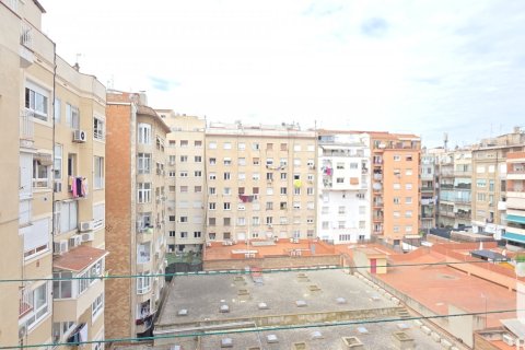 Ático de 3 dormitorios en venta en Barcelona, Cataluña, Spain № 8399 - foto 30