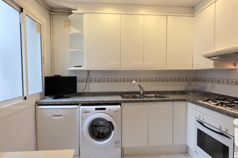 Ático de 3 dormitorios en venta en Barcelona, Cataluña, Spain № 8399 - foto 2