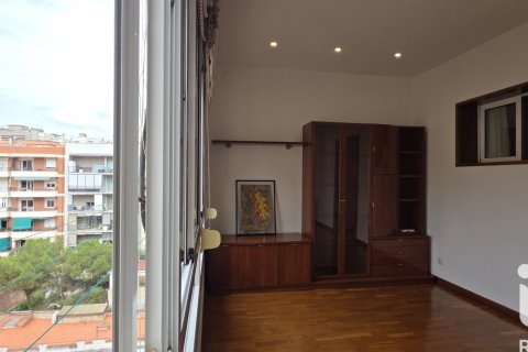 Ático de 3 dormitorios en venta en Barcelona, Cataluña, Spain № 8399 - foto 27