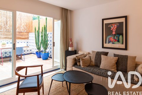 Dúplex de 2 dormitorios en venta en Sitges, Barcelona, Cataluña, Spain № 8404 - foto 8
