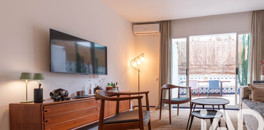 Dúplex de 2 dormitorios en venta en Sitges, Barcelona, Cataluña, Spain № 8404