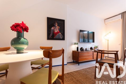 Dúplex de 2 dormitorios en venta en Sitges, Barcelona, Cataluña, Spain № 8404 - foto 5