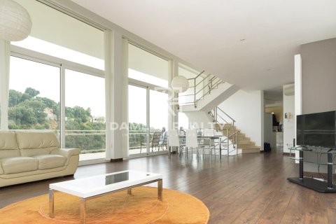 Villa de 5 dormitorios en venta en Castell-Platja d'Aro, Gerona, Cataluña, Spain № 2389 - foto 13
