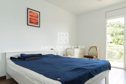Villa de 5 dormitorios en venta en Castell-Platja d'Aro, Gerona, Cataluña, Spain № 2389 - foto 2