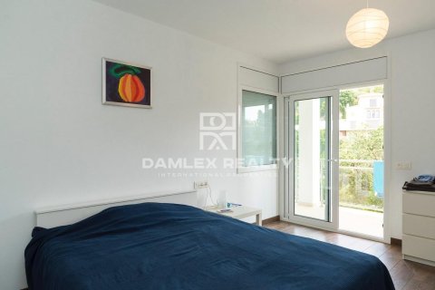 Villa de 5 dormitorios en venta en Castell-Platja d'Aro, Gerona, Cataluña, Spain № 2389 - foto 3
