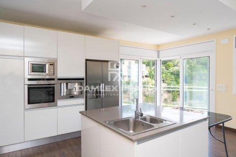 Villa de 5 dormitorios en venta en Castell-Platja d'Aro, Gerona, Cataluña, Spain № 2389 - foto 9