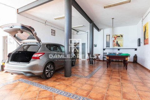 Сasa de 5 dormitorios en venta en Lloret de Mar, Gerona, Cataluña, Spain № 2390 - foto 15