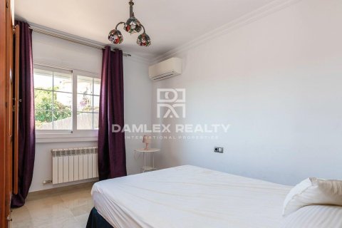 Сasa de 5 dormitorios en venta en Lloret de Mar, Gerona, Cataluña, Spain № 2390 - foto 29