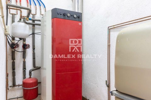 Сasa de 5 dormitorios en venta en Lloret de Mar, Gerona, Cataluña, Spain № 2390 - foto 14