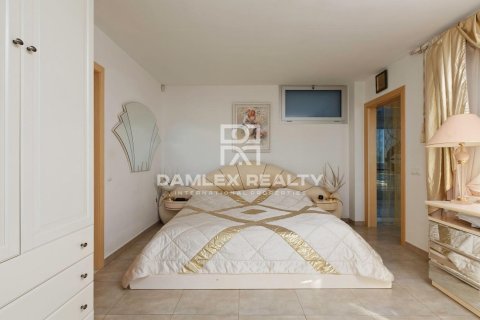 4 bedrooms villa for sale in Palafrugell, Girona, Catalonia, Spain № 2388 - photo 26