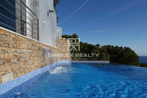 4 bedrooms villa for sale in Palafrugell, Girona, Catalonia, Spain № 2388 - photo 9