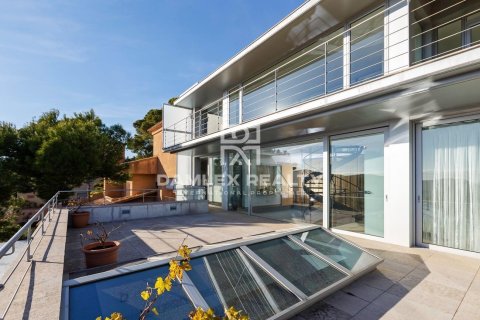 Villa de 4 dormitorios en venta en Palafrugell, Gerona, Cataluña, Spain № 2388