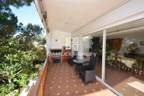 Сasa de 5 dormitorios en venta en Lloret de Mar, Gerona, Cataluña, Spain № 2392 - foto 6