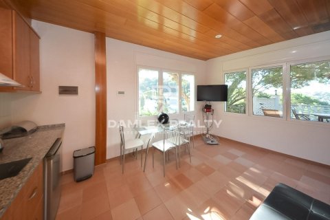 Сasa de 5 dormitorios en venta en Lloret de Mar, Gerona, Cataluña, Spain № 2392 - foto 17