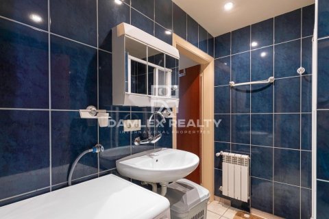 Сasa de 7 dormitorios en venta en Lloret de Mar, Gerona, Cataluña, Spain № 2391 - foto 22