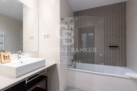 Купить квартиру в Барселона, Испания с 3 спальни, 119м², № 7913 - фото 12