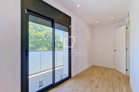 Villa de 3 dormitorios en venta en Vilanova i la Geltrú, Barcelona, Cataluña, Spain № 8491 - foto 19