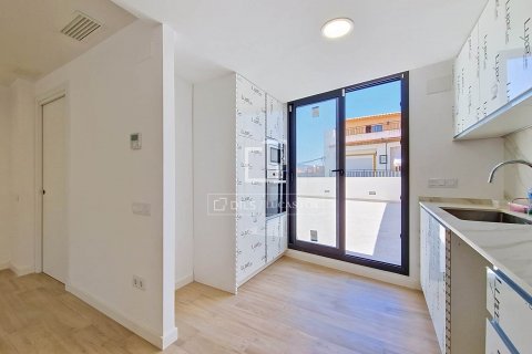 Villa de 3 dormitorios en venta en Vilanova i la Geltrú, Barcelona, Cataluña, Spain № 8491 - foto 11