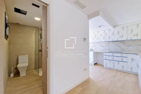 Villa de 3 dormitorios en venta en Vilanova i la Geltrú, Barcelona, Cataluña, Spain № 8491 - foto 8