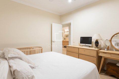 Apartamento de 3 dormitorios en venta en Barcelona, Cataluña, Spain № 8494 - foto 22