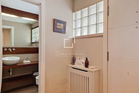 Villa de 3 dormitorios en venta en Vilanova i la Geltrú, Barcelona, Cataluña, Spain № 8495 - foto 6