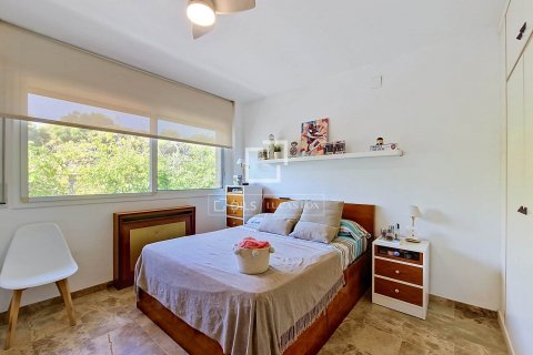 Villa de 3 dormitorios en venta en Vilanova i la Geltrú, Barcelona, Cataluña, Spain № 8495 - foto 22
