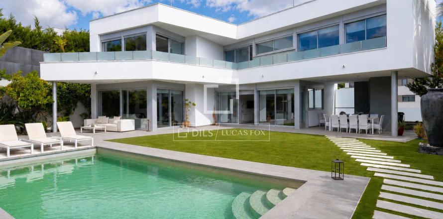 5 bedrooms villa for sale in Mataro, Barcelona, Catalonia, Spain № 8492