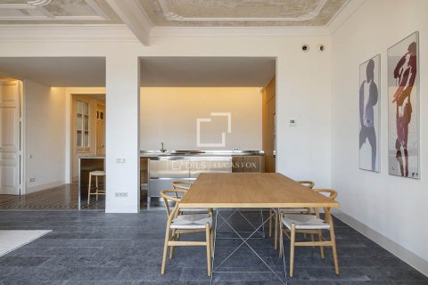 Купить квартиру в Барселона, Испания с 3 спальни, 184м², № 8496 - фото 5