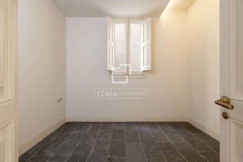 Купить квартиру в Барселона, Испания с 3 спальни, 184м², № 8496 - фото 26